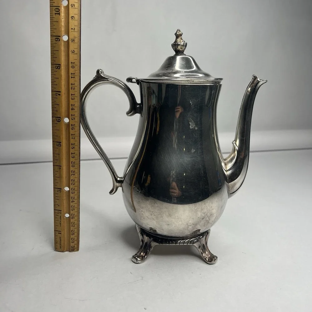 Vintage International Silver Co. 10